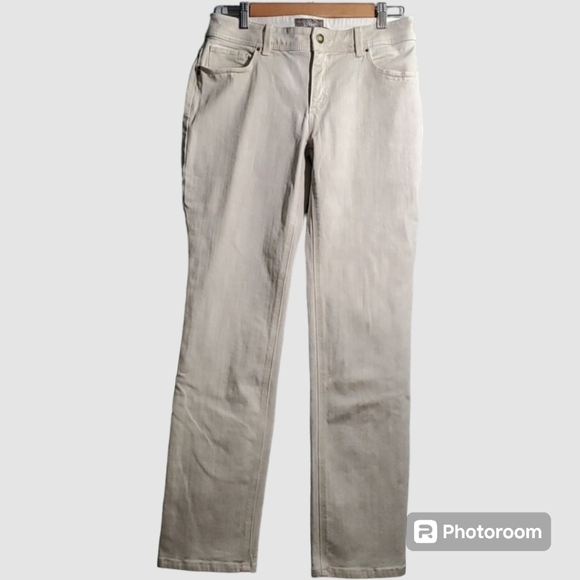 Chico's size 0 equals us size 4 so slimming jeans cream - Picture 1 of 16